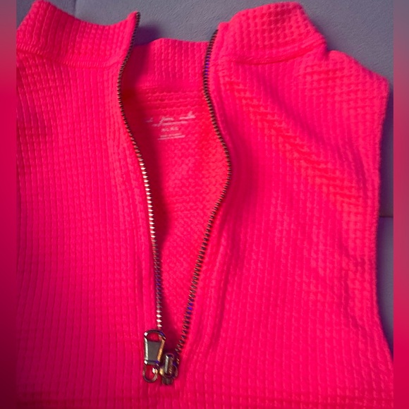 Urban Outfitters sporty top - Picture 3 of 7